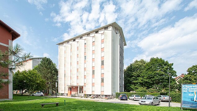 Študentski dom 10
